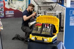 Valise De Maintenance STANLEY - A Roulettes Contenant Plus De 100 Pieces - FMST1-75530 -Outils Pour La Maison BDA10059 4