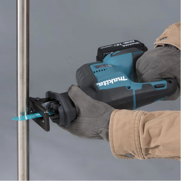 Scie Récipro 18V Li-ion MAKITA - DJR188RFJ 4 Scie Récipro 18V Li-ion MAKITA - DJR188RFJ – Image 2