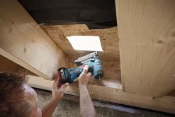 Scie Sauteuse 18V 2 Batteries 4.0Ah + Chargeur + L-Boxx GST 18 V-LI S BOSCH - 06015A5107 -Outils Pour La Maison SDD75006 3